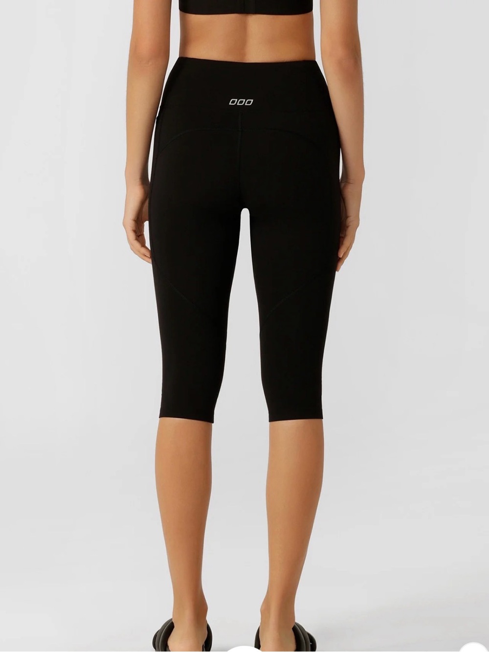 Lorna Jane Black High-Waist Capris with Side Pocket